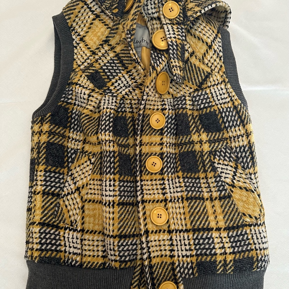 Yellow and gray button vest